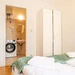 Friendly 2Br Ap Near Rennweg & Belvedere Palace