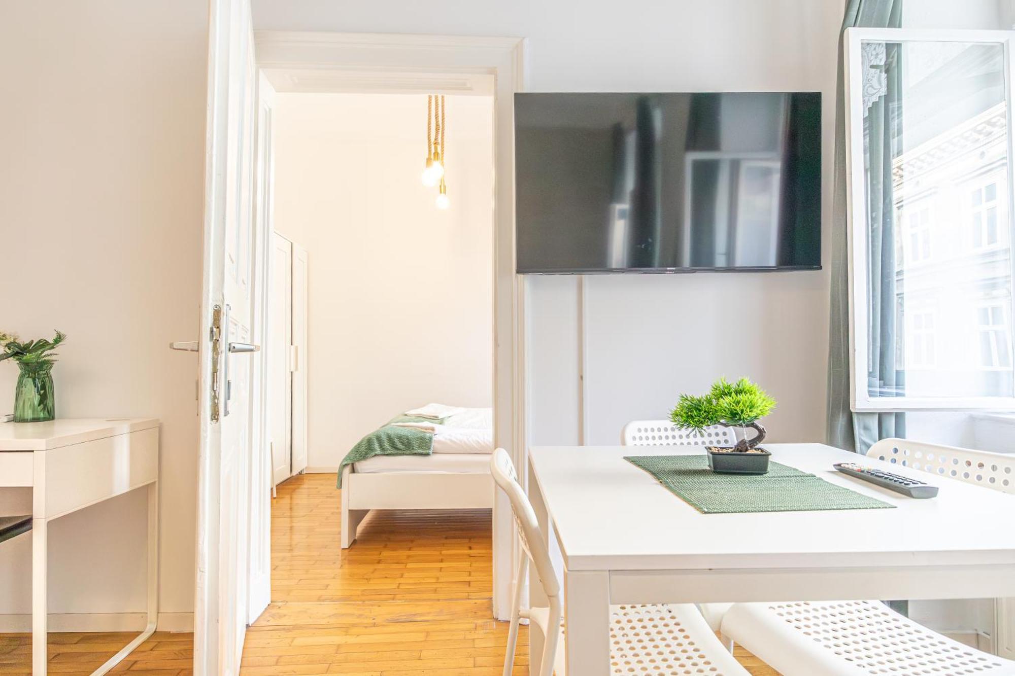 Friendly 2br Ap Near Rennweg & Belvedere Palace Apartment Wien