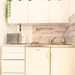 Friendly 2Br Ap Near Rennweg & Belvedere Palace